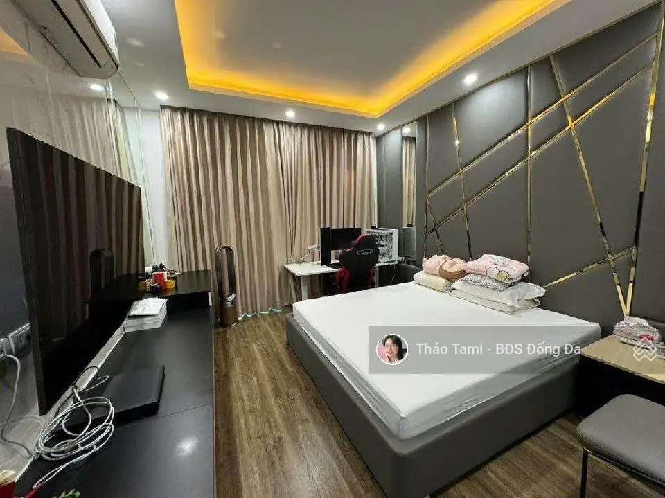 Bán đất tặng nhà! Bán nhà Cát Linh, 3 bước ra ô tô tránh, 50m2*4T, MT đẹp, dòng tiền cho tốt