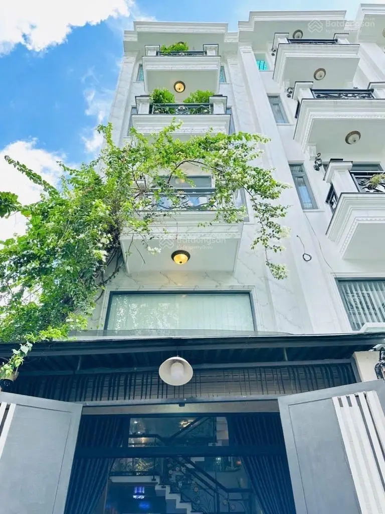 Khu phân lô, ô tô ngủ trong nhà, Phạm Văn Chiêu, P. 9, GV, 7.350 tỷ