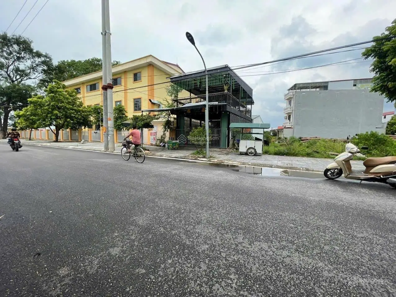 Đấu giá x5 Ngự Tiền - Thanh Lâm - Mê Linh tiện ích đầy đủ khu dân cư hiện hữu giá chỉ 37tr/m2