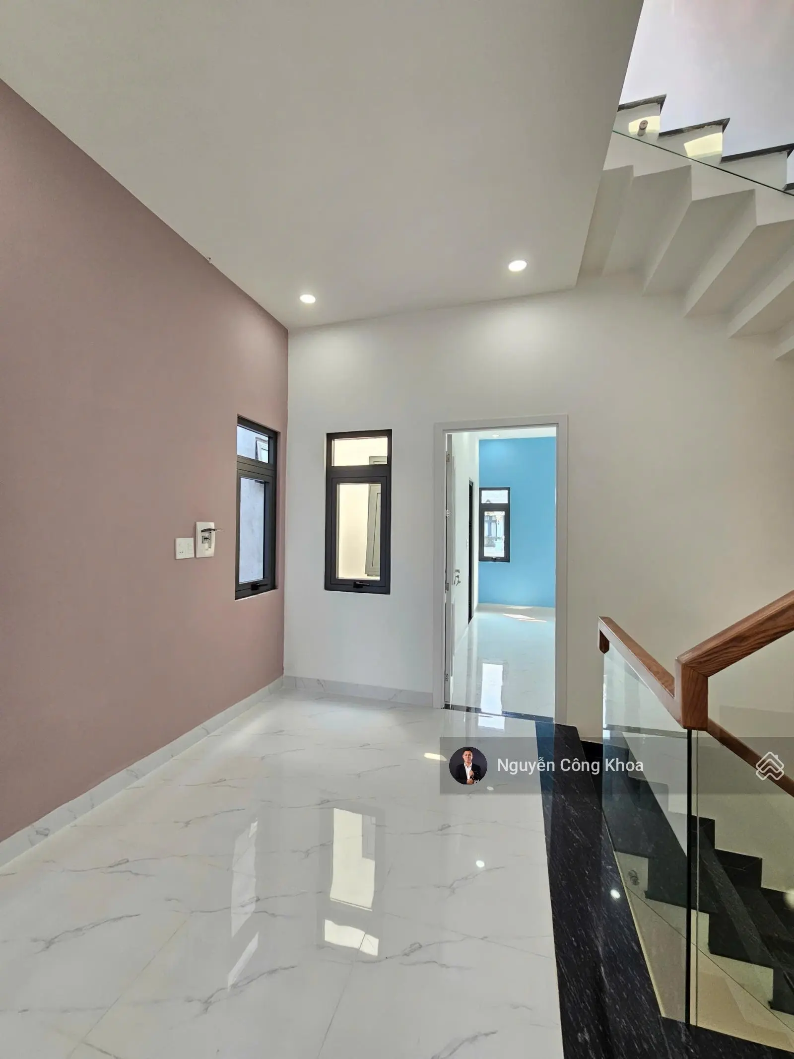 Bán nhà đúc 3 tấm full nội thất, mẫu hiện đại, 3 phòng ngủ, KDC P. Bình Chuẩn, Tp. Thuận An