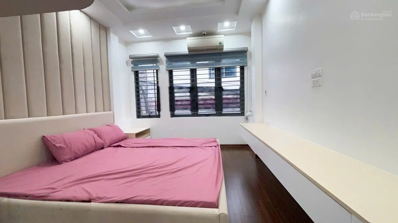 Cần Bán Gấp Nhà Phố Vĩnh Phúc Ba Đình Phân Lô Ô Tô Tránh 4 Thoáng Kinh Doanh Giá 11.6 Tỷ.