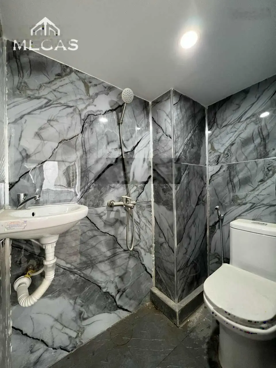 Giảm giá bán gấp căn góc 2 mặt tiền Phạm Phú Thứ Tân Bình 4.7x18m, trệt 3 lầu HĐT 75tr/tháng, 22 tỷ