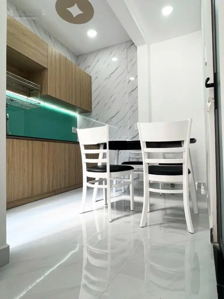 Bán nhà 1 trệt 1 lầu mới đẹp hẻm ô tô tới cửa phường Tăng Nhơn Phú B, Quận 9 giá nhỉnh 4 tỷ