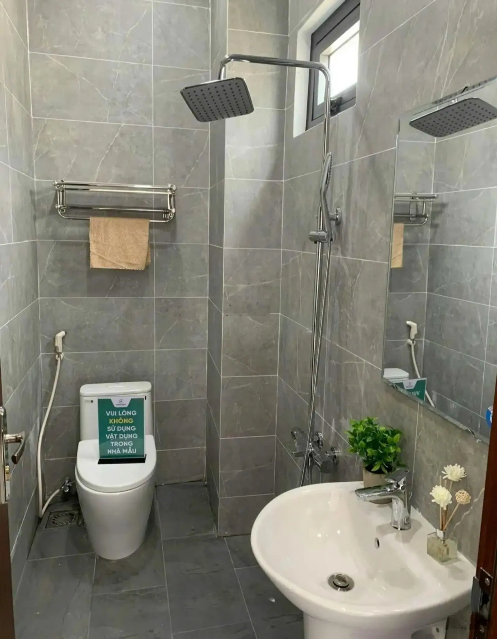 Bán nhà đẹp Dương Quảng Hàm, Q. Gò Vấp, 3 tỷ 500 triệu - 54m2, HXH 6m, SHR chính chủ