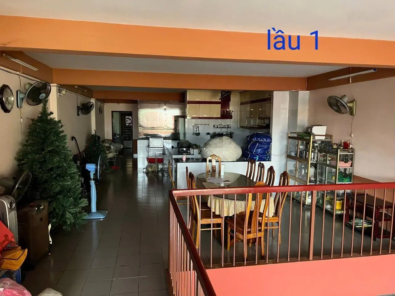 Bán gấp nhà MT Phạm Văn Đồng, Gần GIGA MALL, TP. Thủ Đức, 300m2. 3 lầu. Gía 40 tỷ/TL