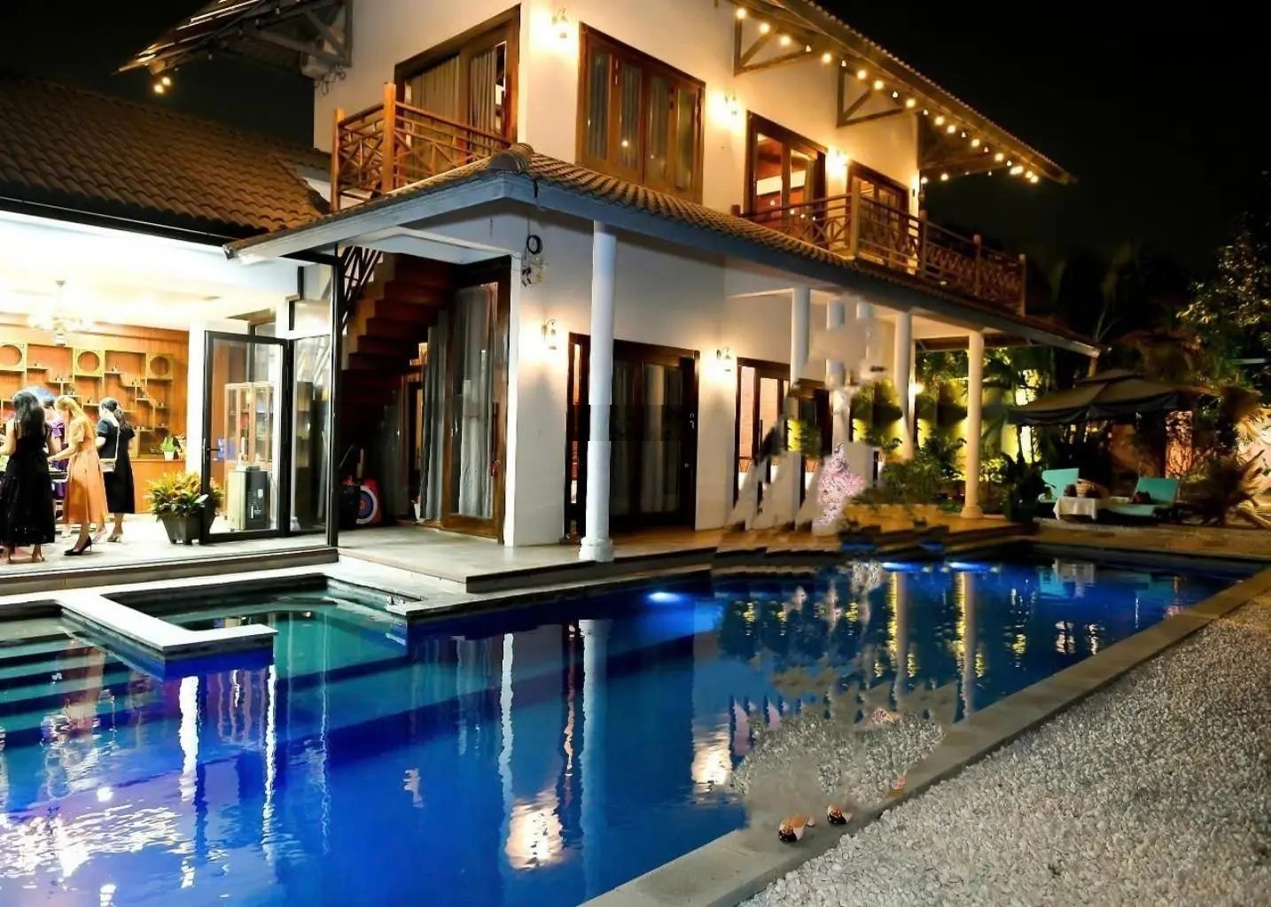 Cơ hội vàng sở hữu biệt thự VIP DT 18 x 39m = 705m2. Giá 57 tỷ