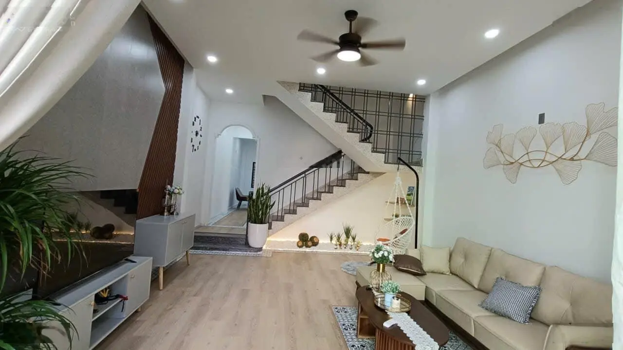 Bán nhà mặt phố đường Dương Bá Trạc, 76m2, giá tốt tại Đà Nẵng
