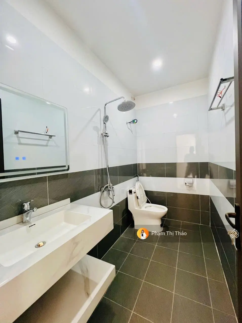 Đường rộng 5m, 2 ô tô tránh nhau, kinh doanh buôn bán được tại thị trấn An Dương