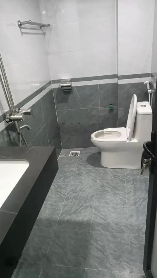 Nhà đep-giá tốt -6 ngủ khương trung 36m giá chỉ 5 8 tỷ