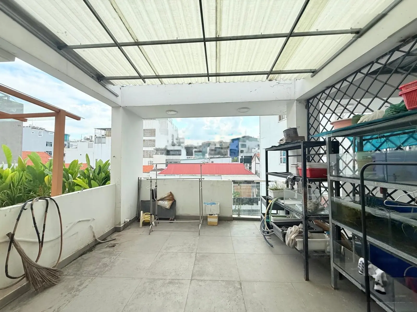 Chủ gấp bán trong tuần nhà đẹp nở hậu gần ngay sân bay, 5 tầng giá chỉ 8.199 tỷ thương lượng chủ.