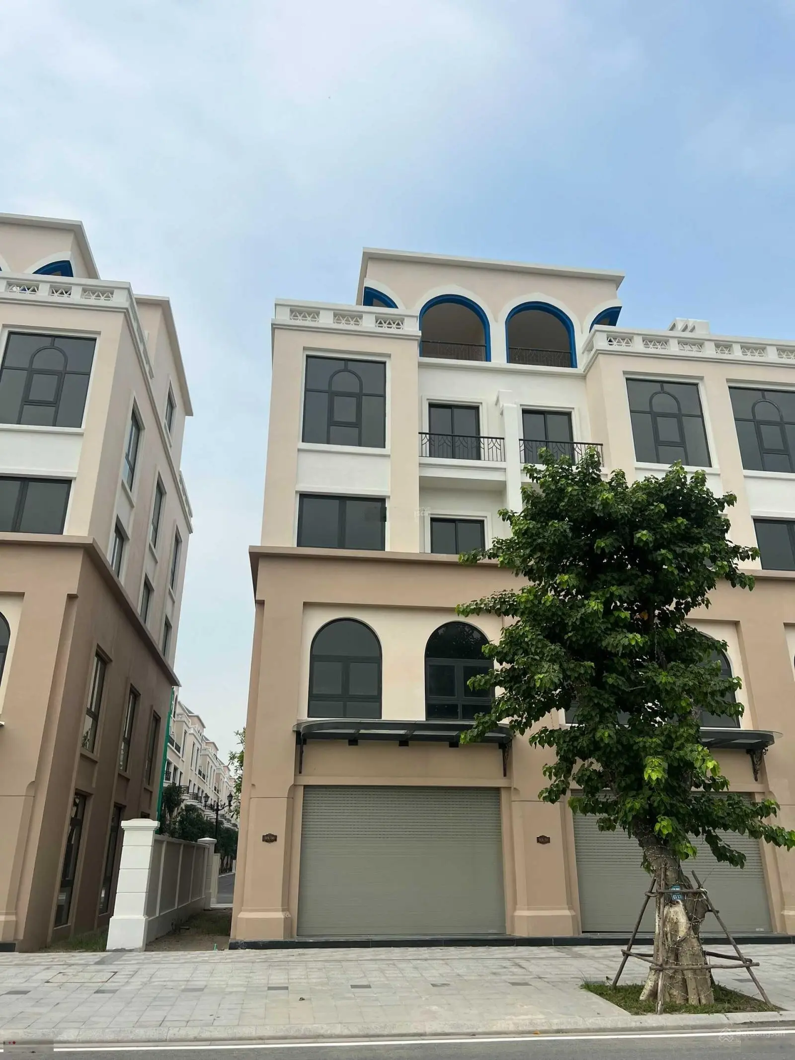 Độc quyền căn chiết khấu 18-26% liền kề 56,65,75m2 tại OCP2, nhận nhà ở ngay. LH: 0966 399 ***