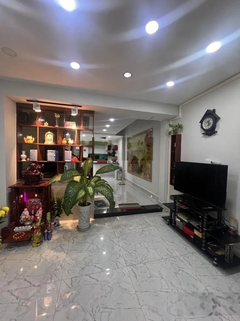 Bán nhà Khánh Hội Quận 4 - hẻm ôtô - 60m2 - 5 Tầng - 8 tỷ - Tiện kinh doanh