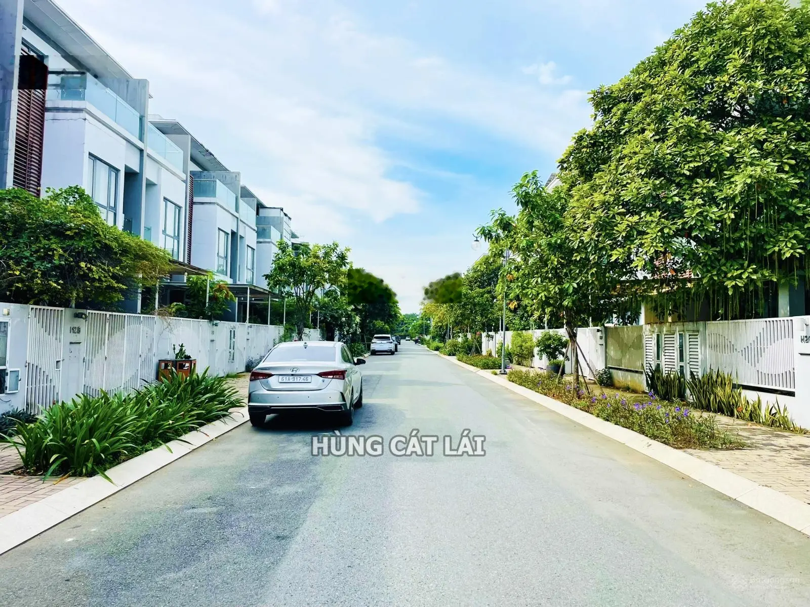 Hùng Cát Lái - Bán biệt thự song lập Phố Đông Village, DT 190m2, 2 lầu, giá 18 - 22 tỷ, SHR