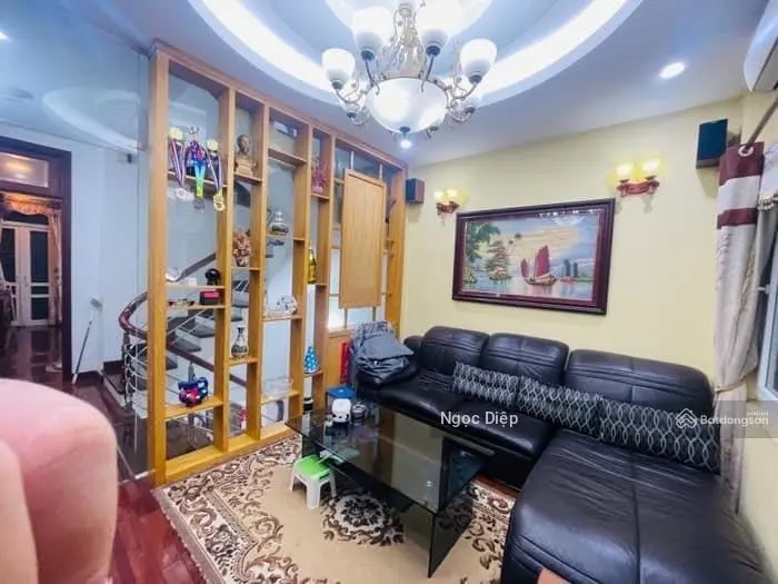 Giảm chào 300tr bán gấp nhà ngõ 81 Mễ Trì Thượng - ô tô đỗ - 58m2 - 5t - 4.3mt - 9.7tỷ 0945 453 ***