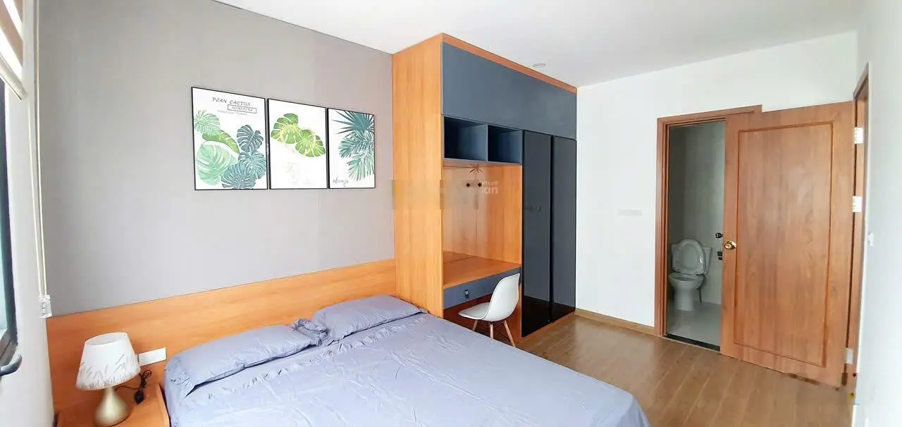 Em Thuỳ cư dân CT3 cần bán căn 2 phòng ngủ Iris garden, full nội thất giá 4.5 tỷ Lh: 0918 111 ***