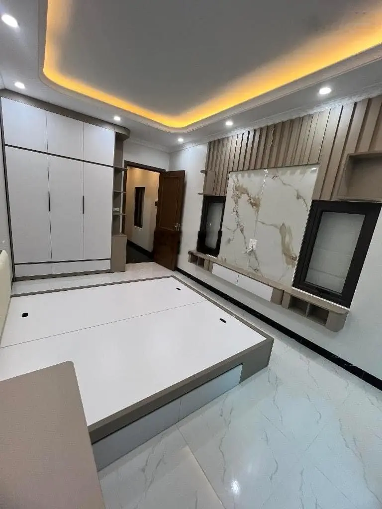 Hot hot 5 tỷ hơn nhà đẹp mới Yên Lộ - Yên Nghĩa - ô tô vào nhà - 2 nhà ra ô tô tránh, đỗ ngày đêm
