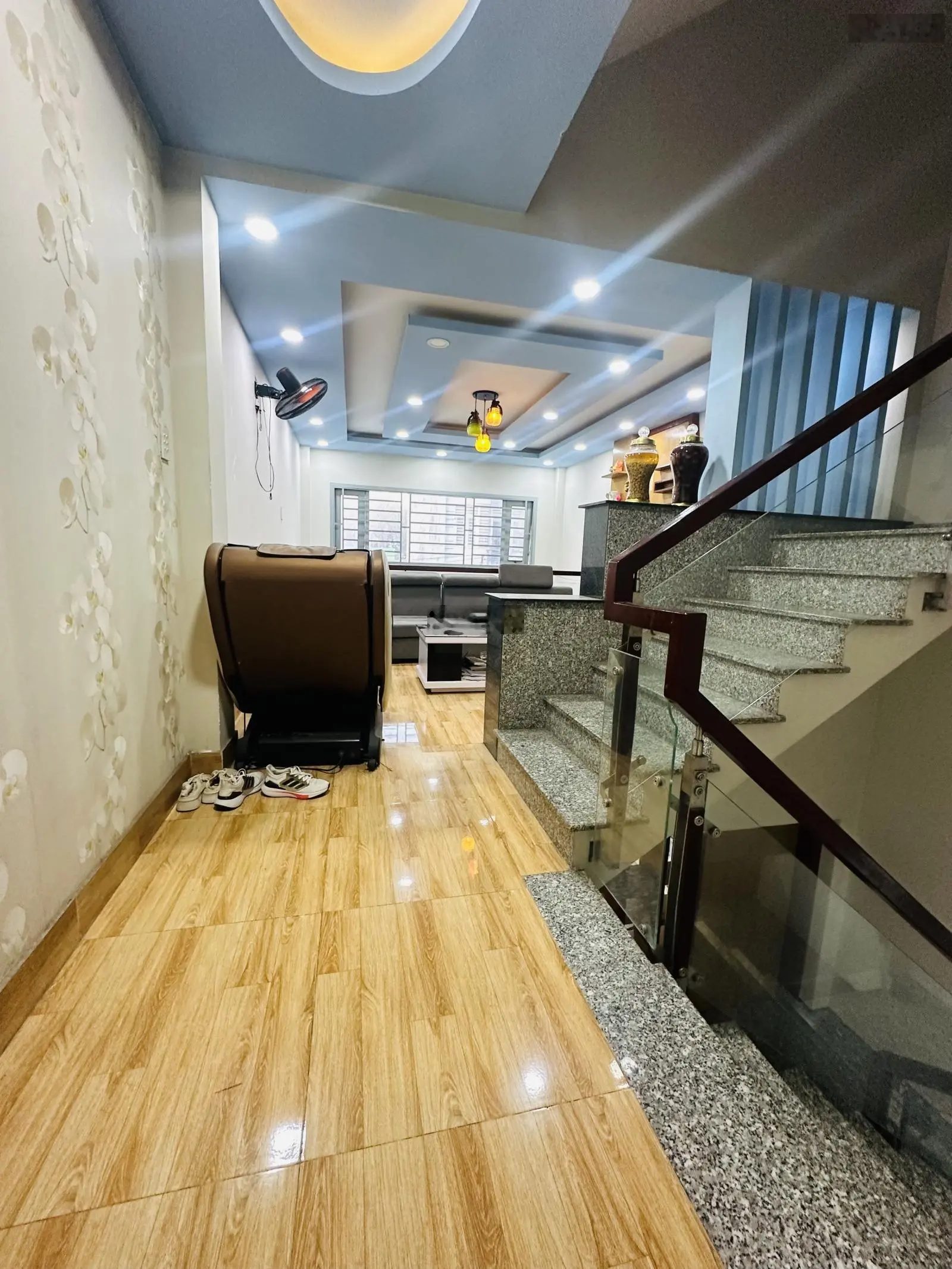 Chính Chủ cần bán gấp nhà BÙI VĂN NGỮ 50m Ra chợ Đường 8m thông