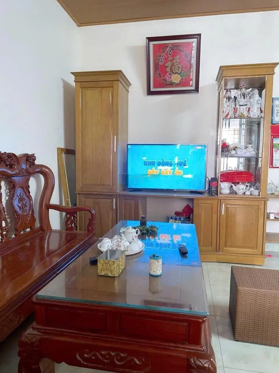 Nhà cấp 4 dt 55m2 gần thành cổ Sơn Tây nhiều tiện ích đường xe máy tránh nhau