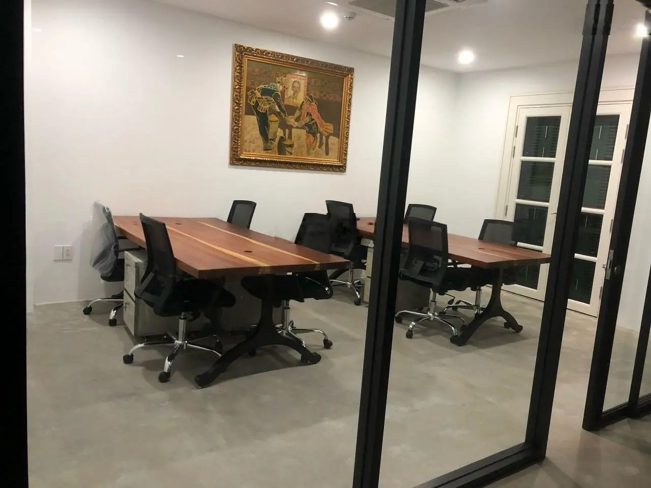 Bán tòa nhà văn phòng hầm 8 lầu mặt Tiền Tống Hữu Định DT 12 x 35 (1.613m2 sàn) đang cho thuê 300tr
