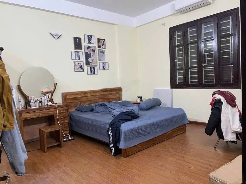 Khúc Thừa Dụ - Cầu Giấy quanh 50m2 xây 6 tầng mt 5 mét quanh 14-15 tỷ sổ đỏ LÔ GÓC KINH DOANH THÔNG
