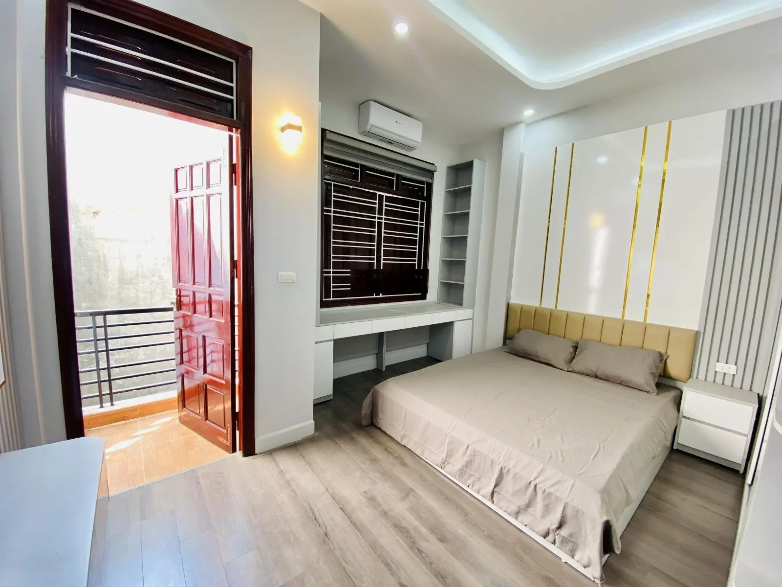 Bán nhà phố Tân Mai- Ngõ Nông- Gần Phố- 55M2 4 Tầng- Chỉ Hơn 6 Tỷ- Nhà Mới Về Ở Ngay.