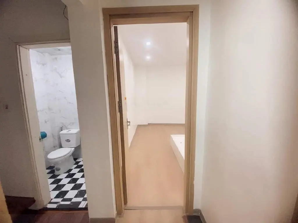 Dịch Vọng, dân xây, 4 tầng, nhà đẹp ở ngay full nội thất, 6,05 tỷ
