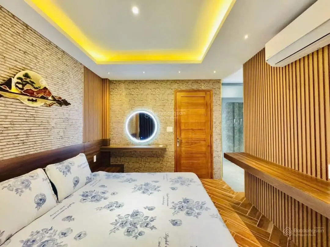 Chủ đi Canada bán GẤP.Nhà Yên Thế, P.2, Quận Tân Bình.DT 39,6m2.Giá 3ty050 còn TL,sổ riêng,Hẻm 6m