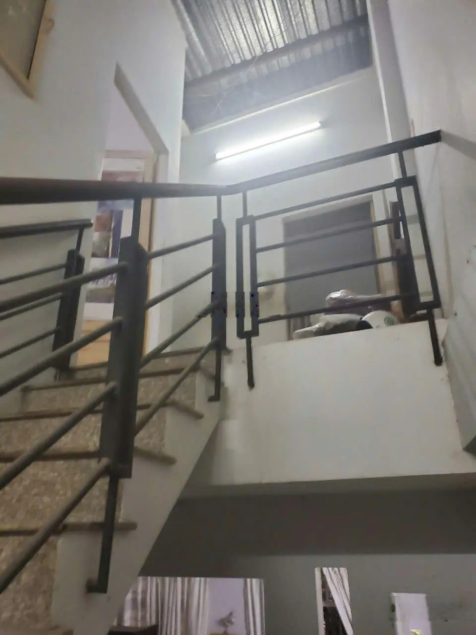 Bán nhà sổ riêng hẻm 2020 Huỳnh Tấn Phát. DT 5x10m. Trệt lầu. Giá 2.65 tỷ