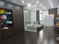 Chính chủ bán nhà Thạch Bàn 50m2x5T MT: 4.2m vuông vức, ô tô tránh đỗ, gần chợ Thạch Bàn giá 11 tỷ