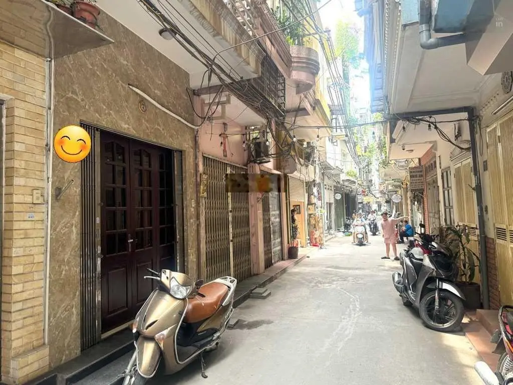 Trực tiếp Bán nhà 5 tầng, 4 ngủ gần Phố Tây Sơn, ngõ thông, gần ô tô, tặng nội thất, chỉ 8.1 tỷ