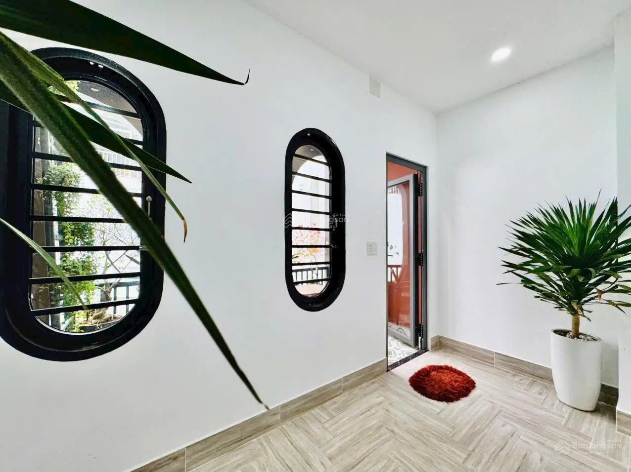 Cuối năm cần tiền về quê cần bán nhà Cầm Bá Thước P7 Phú Nhuận, 48m2, đường 6m, SHR