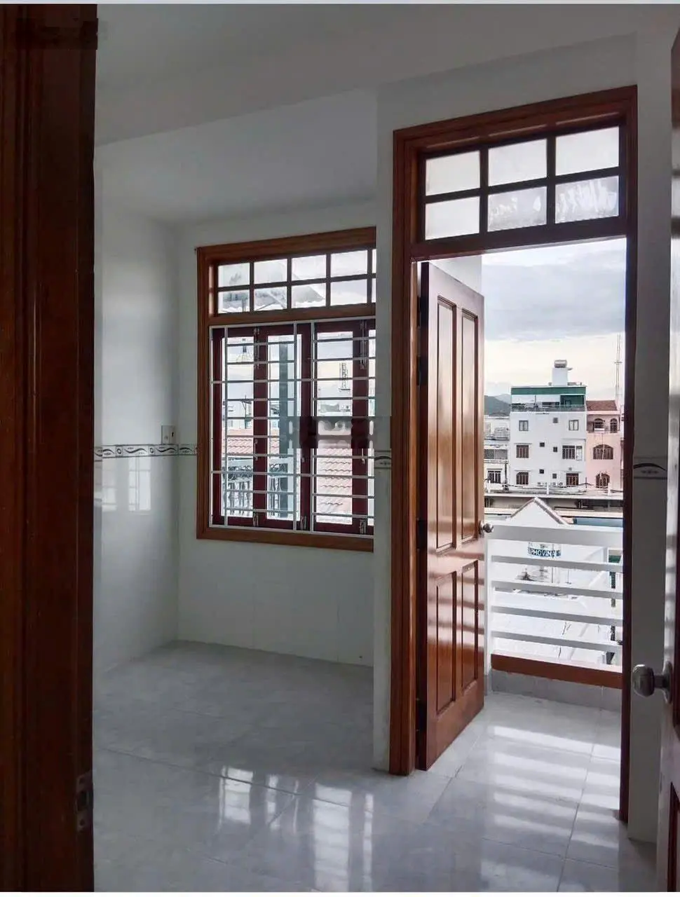 Nhà 5 phòng ngủ tttp nha trang 3,750 tỷ