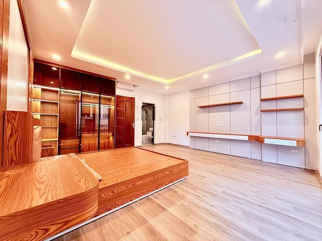 Siêu phẩm 8 tầng thang máy trung tâm thanh xuân ngõ thông bàn cờ nhỉnh 16 tỷ, gần 50m.