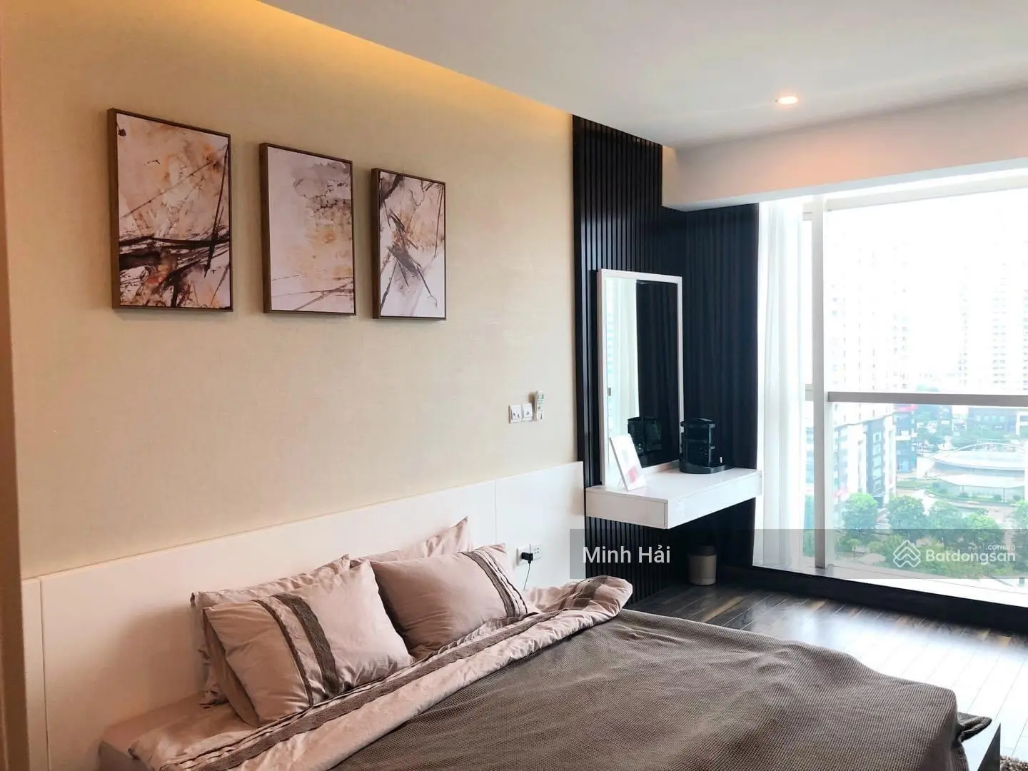 Bán 2 căn hộ chung cư Mandarin Hoàng Minh Giám, DT 130m2 (3 ngủ)
