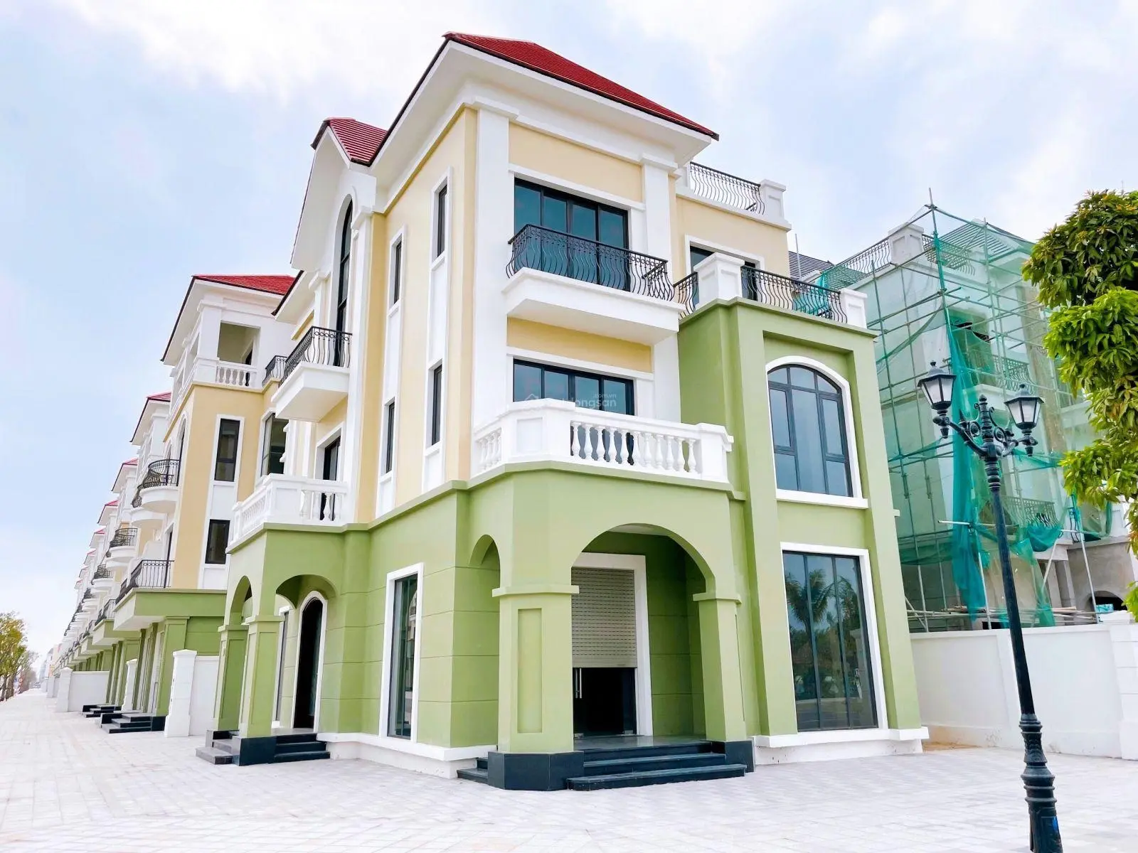 Bán gấp LK San Hô 70m2 ĐN, cắt sâu còn 9.5 tỷ Vinhomes Ocean Park 2