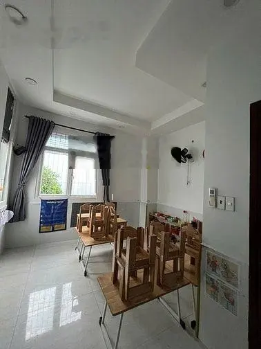 Bán nhà hoặc đất dt 256m2 (16x16) đường 12m bình phú q.6