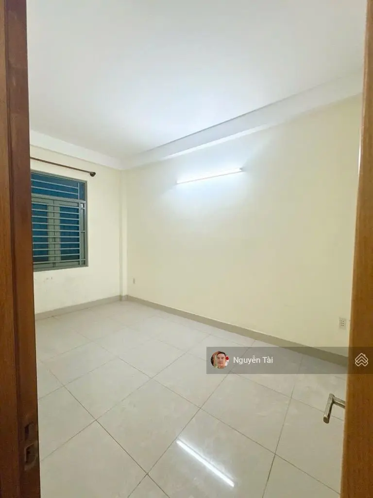Bán gấp nhà riêng Mã Lò, BTân, 60m2, 3 tầng đúc mới, hẻm xe hơi thông, nhỉnh 4 tỷ.