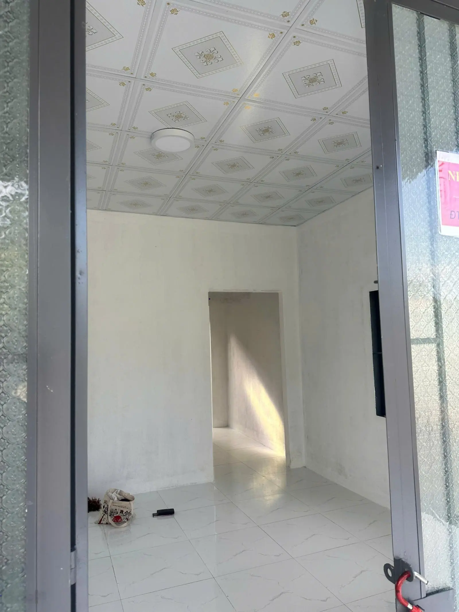 Nhà hoàn thiện ở ngay 130 m2, 100% thổ cư, thoáng sạch, đất phong thủy tốt, chính chủ, gần tiện ích