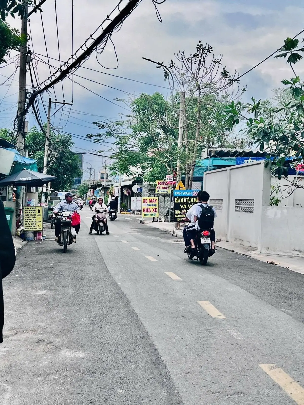 Căn hộ dịch vụ ngay Lê Văn Việt Quận 9 Thành Phố Thủ Đức