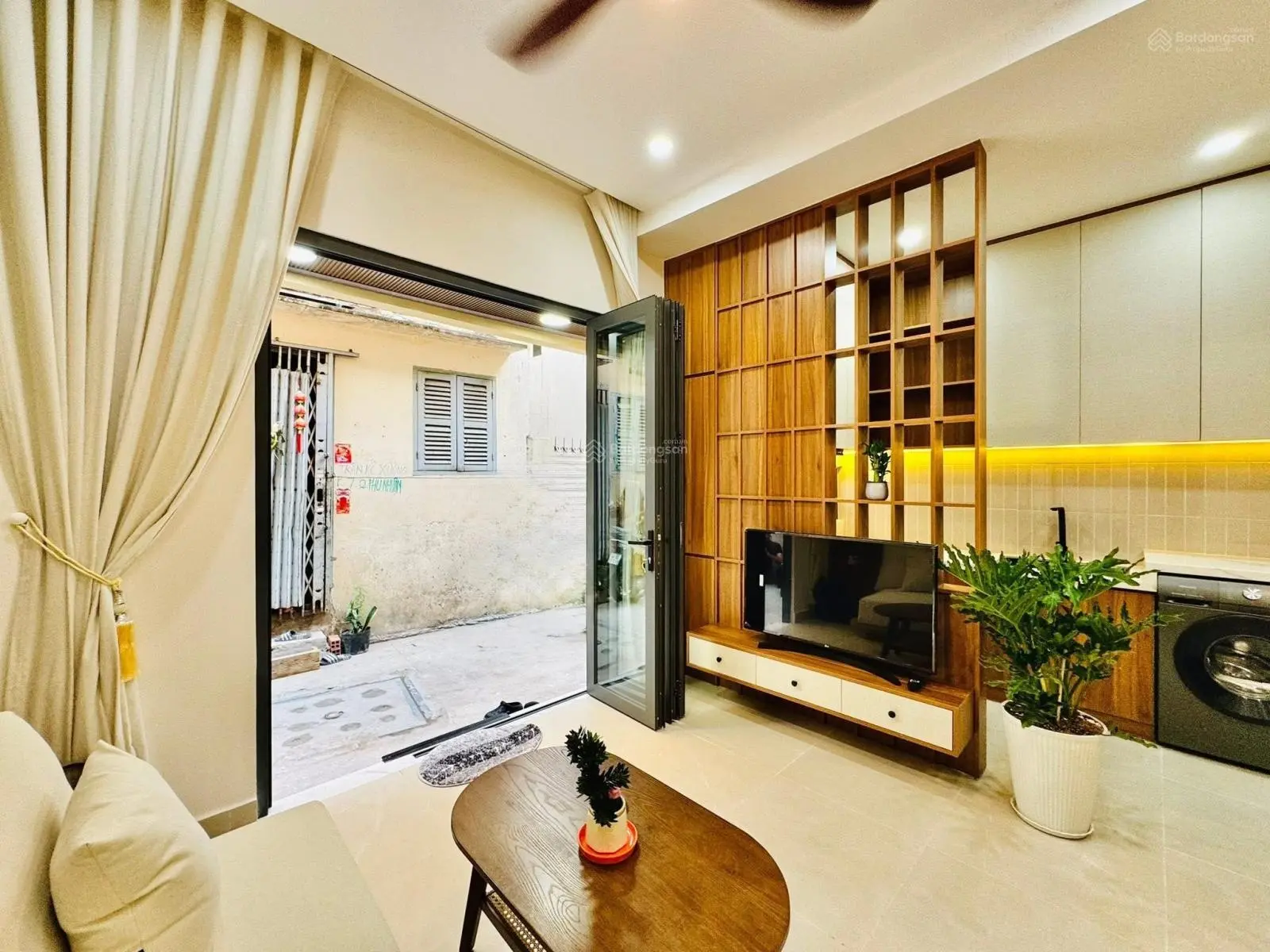 Hoa hồng 50tr - Bán nhà Nguyễn Công Hoan - P7 - PN - 27m2 - 4,38 Tỷ