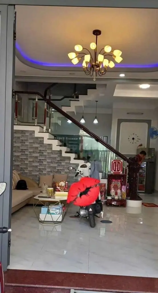 BÁN NHÀ HẺM ĐƯỜNG PHẠM THÁI BƯỜNG PHƯỜNG 4 TP VĨNH LONG VÀO HẺM 30M