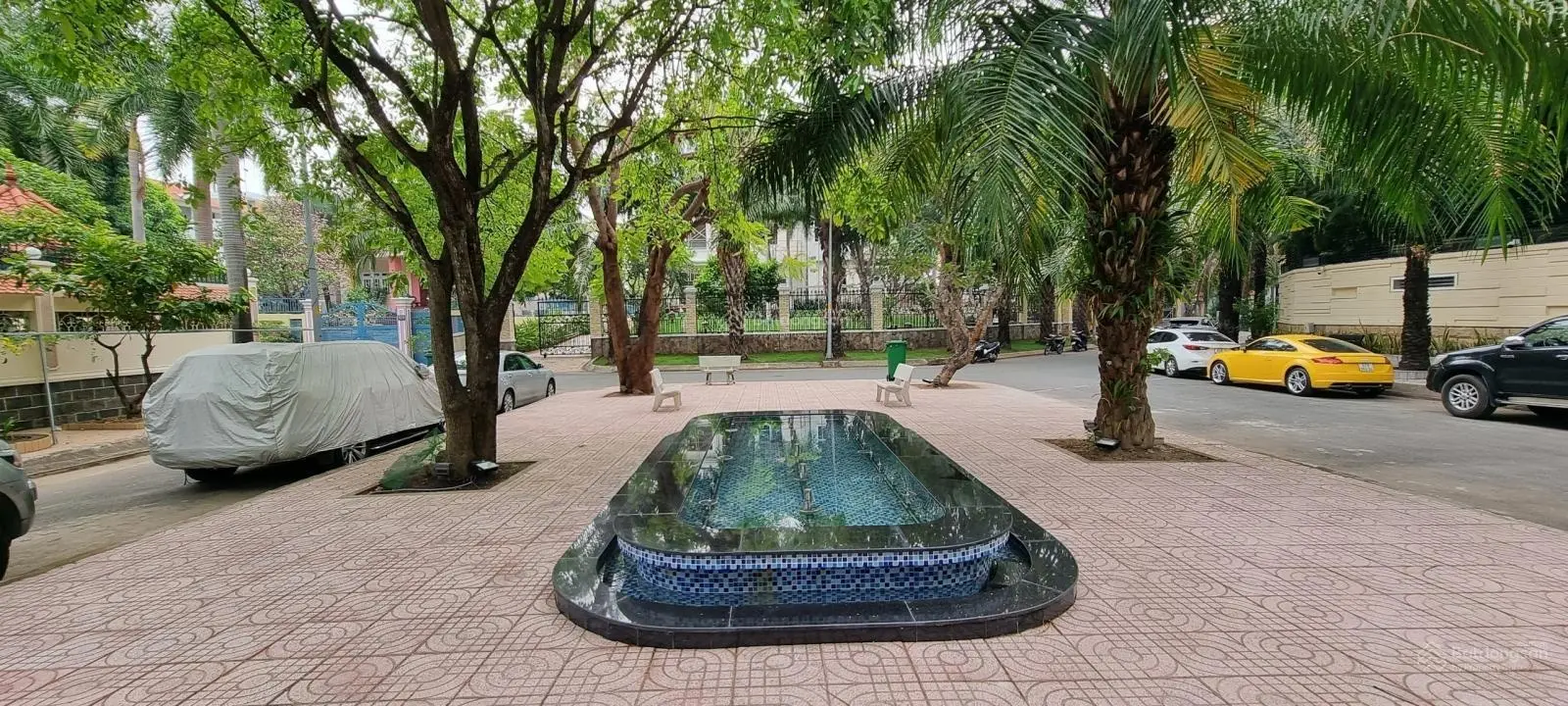 Bán đất biệt thự khu Kim Sơn 112 Nguyễn Văn Hưởng, DT 534m2 - 0909 924 ***