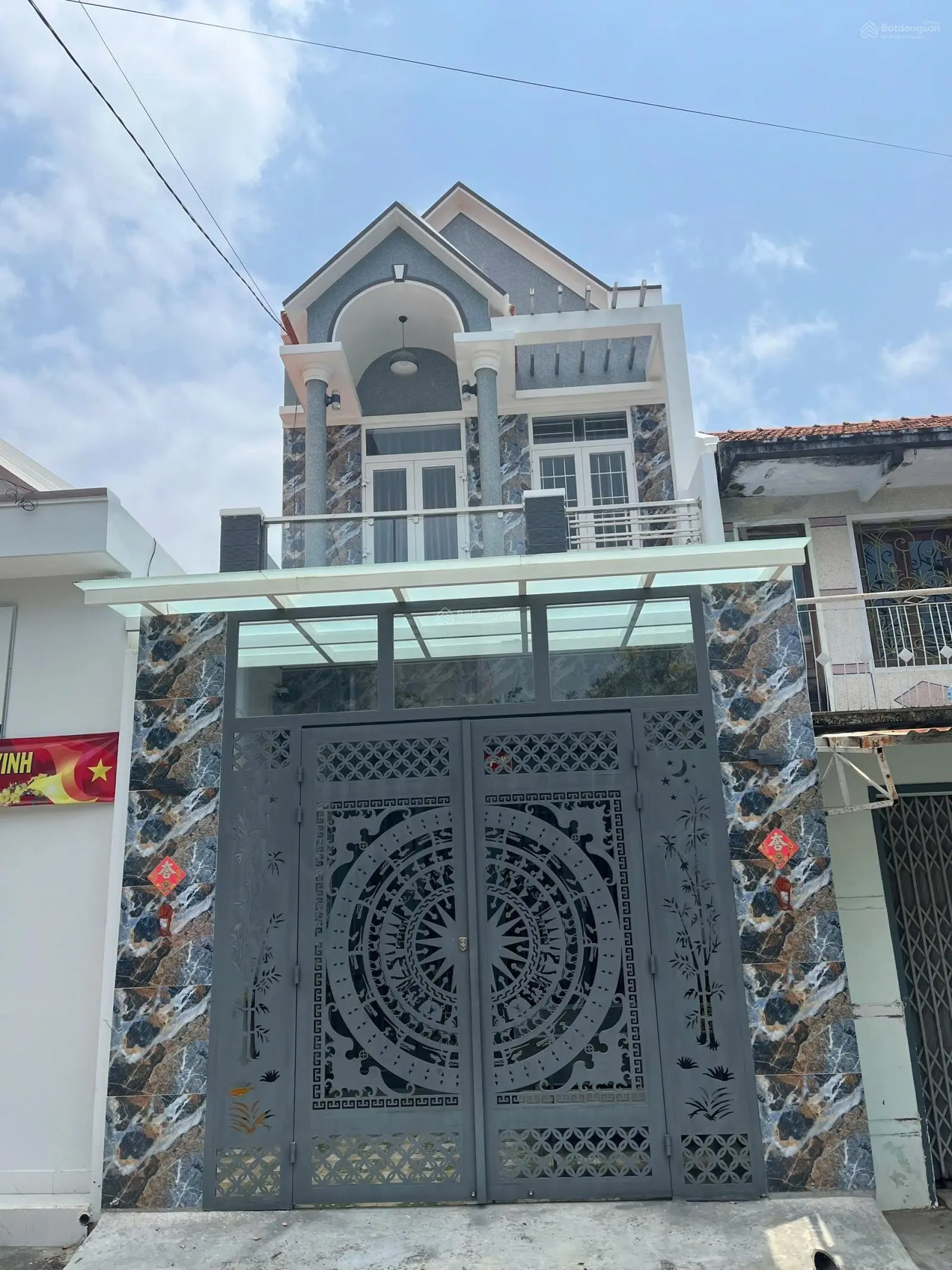 Chính chủ cần bán nhà TT Vạn Giã đường Hai Bà Trưng lh:0905.211.155(kiệt)