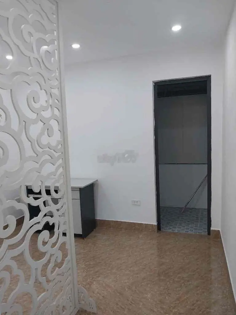 hoa hậu Nam Đồng, 10m ra ô tô, nhà đẹp ở ngay, vừa ở vừa kd 33m2x5T!