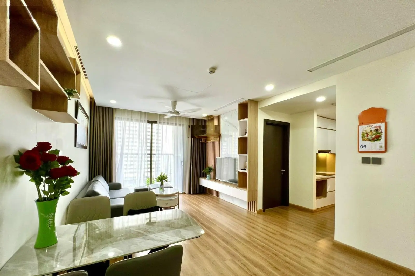 Gia chủ rất cần bán căn hộ tại Green Park Dương Đình Nghệ, DT 99m2 3pn giá 46tr/m2, LH 0336 730 ***