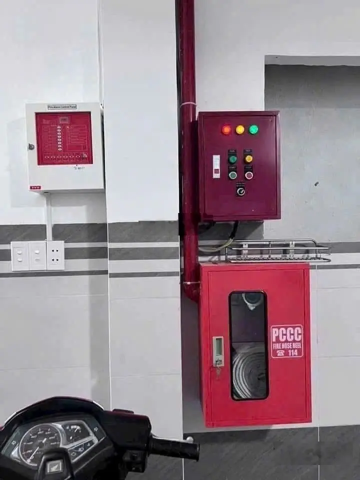 Gần ĐH Ngân Hàng 6 tầng 30 phòng khép kín full nội thất cho thuê tầm 140tr/th-dòng tiền gần 8%/năm