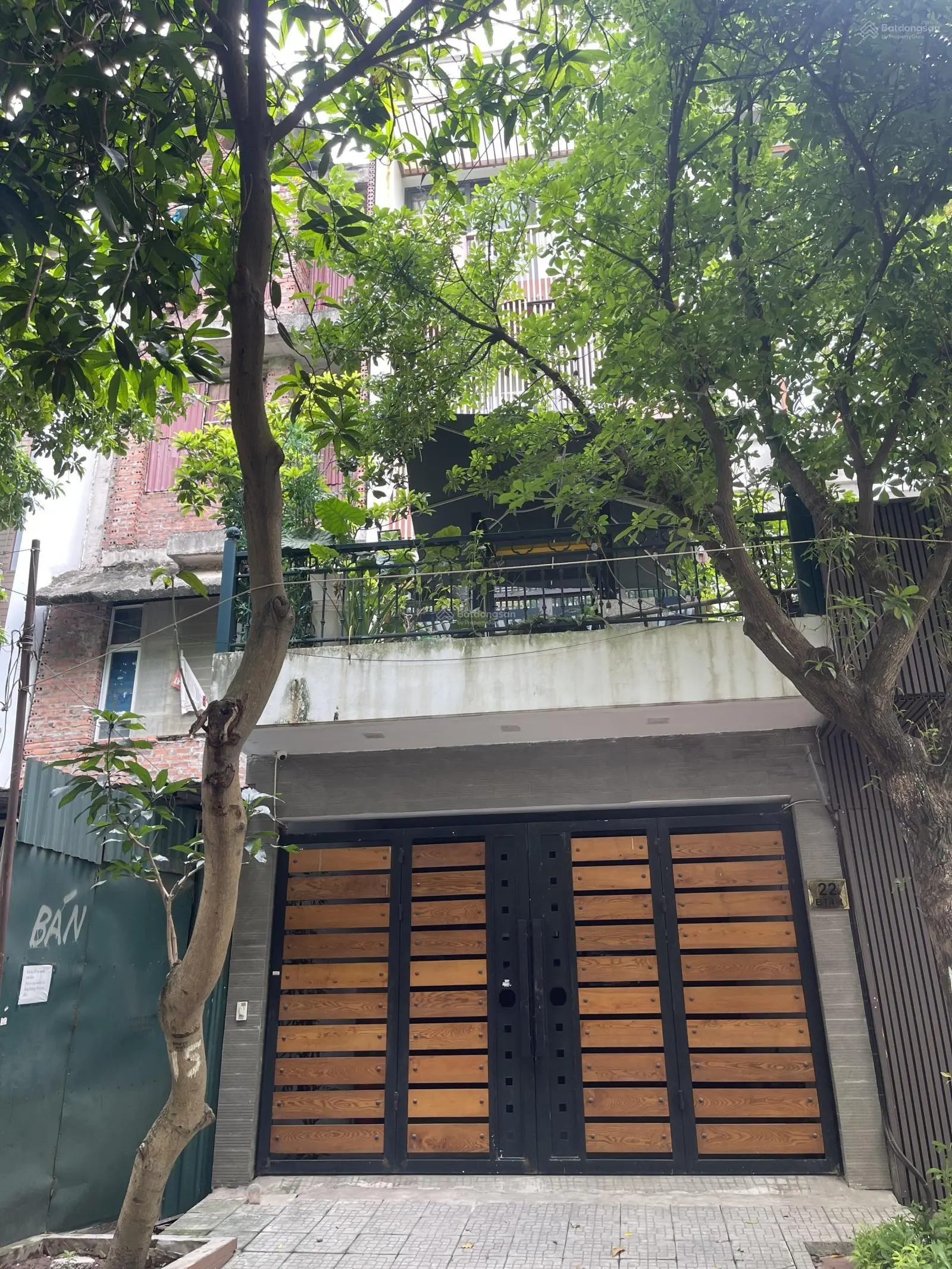 Bán nhà liền kề KĐT Yên Hoà 75m2,mt5m, 5 tầng nhà đẹp vị trí đẹp giá tốt LH 0989 031 ***
