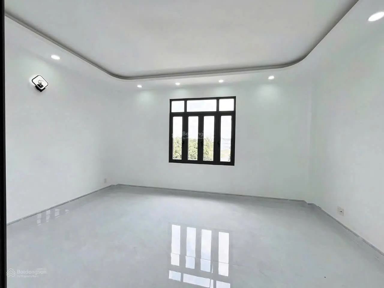 Ngân Hàng Đang Hỗ trợ chủ thanh lí 1 căn nhà mặt tiền kinh doanh buôn bán ngay Chợ Bình Chánh
