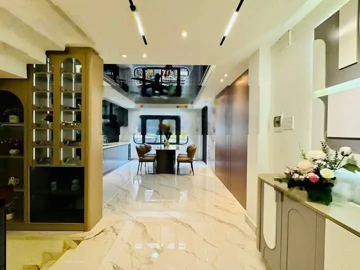 Bán gấp nhà Kha Vạn Cân, Trường Thọ, Thủ Đức .DT 99m2 giá 4 tỷ 1 .Sổ hồng riêng