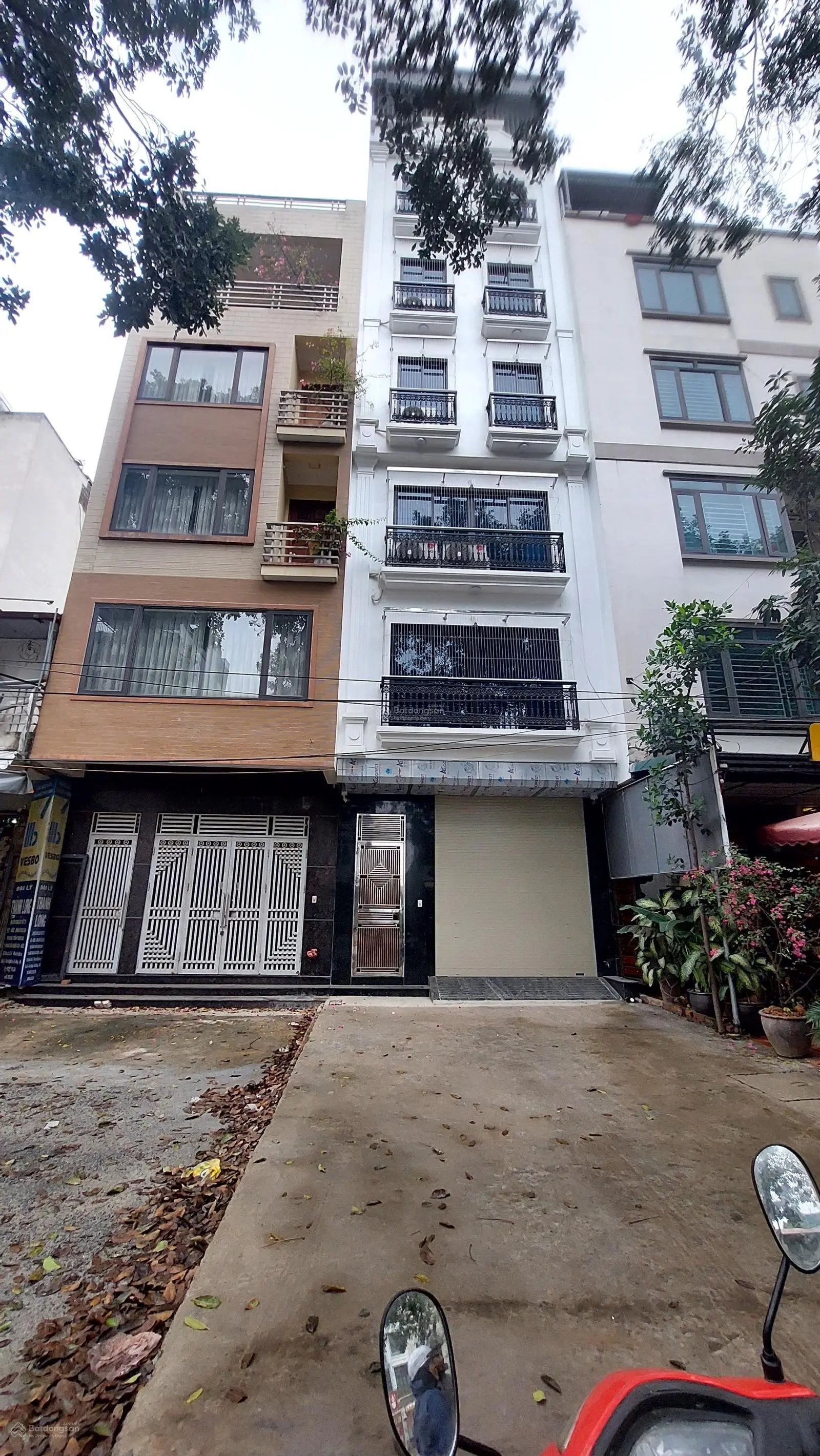 Cần bán ngay căn nhà Ngô Quyền Hà Đông: DT 60m2, 7 tầng thang máy, ôtô vào nhà, kinh doanh, để ở